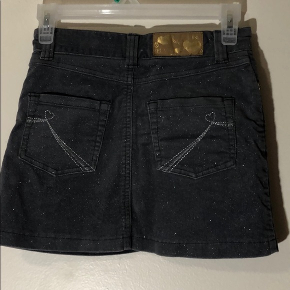 Denim Skirt w/ short underneath - Picture 4 of 8